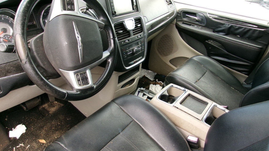 Pacific Auto Auction 2025.10.07.100_0358.JPG