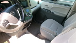 Pacific Auto Auction 2025.10.14.100_0153.JPG