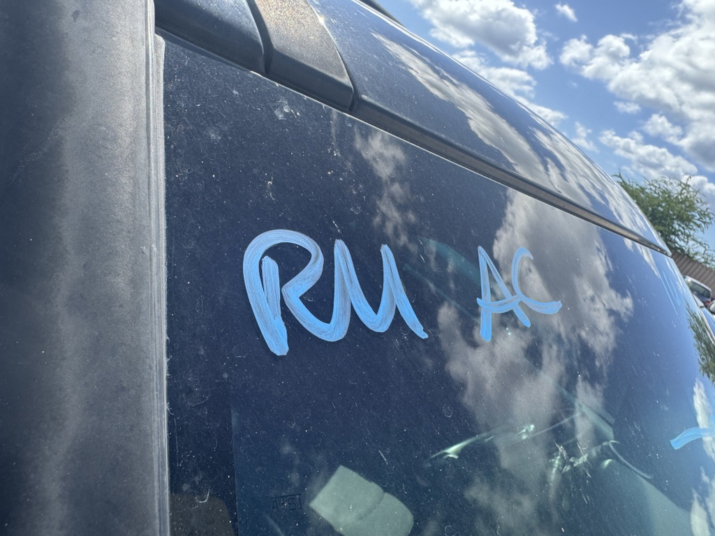 Pacific Auto Auction 2025.10.28.IMG_0706.JPG