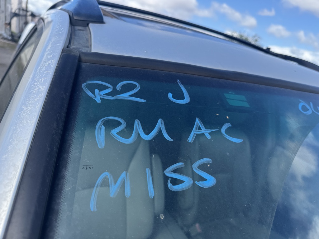 Pacific Auto Auction 2025.10.21.IMG_0294.JPG