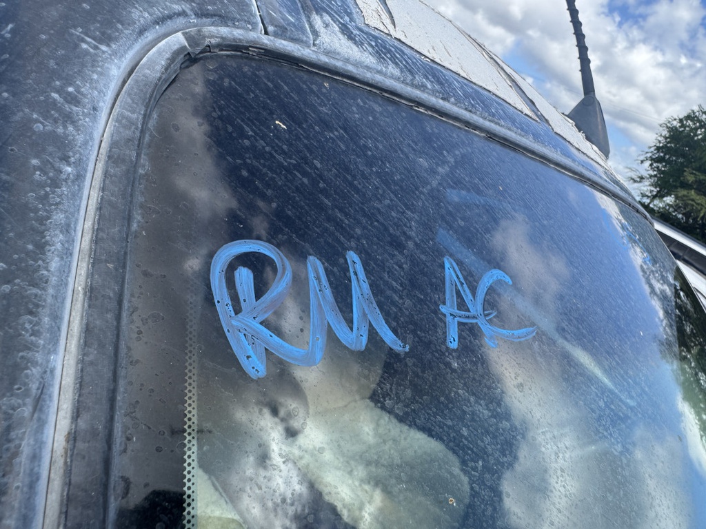 Pacific Auto Auction 2025.10.28.IMG_0673.JPG