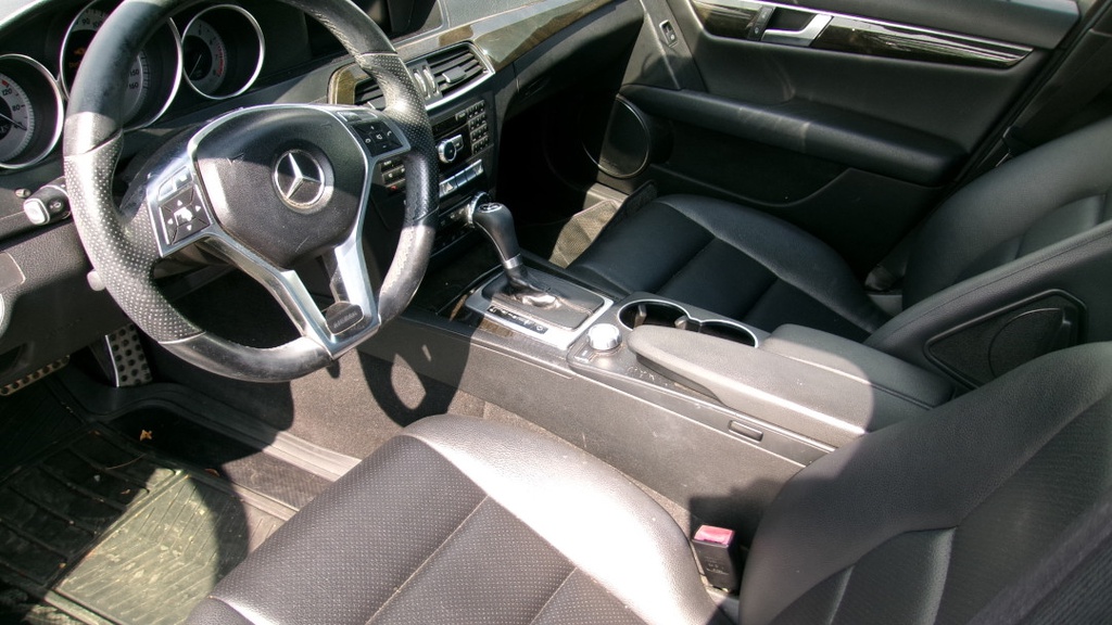 Pacific Auto Auction 2025.10.07.100_0457.JPG