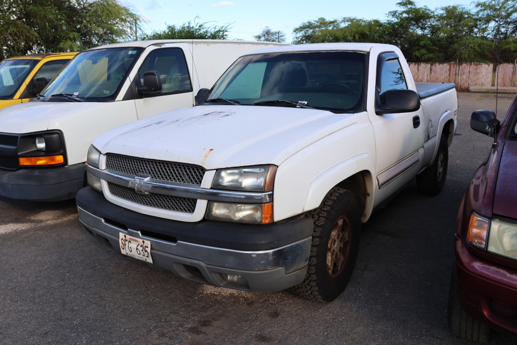 CHEV Silverado 1500 Z71 2004 SFG635