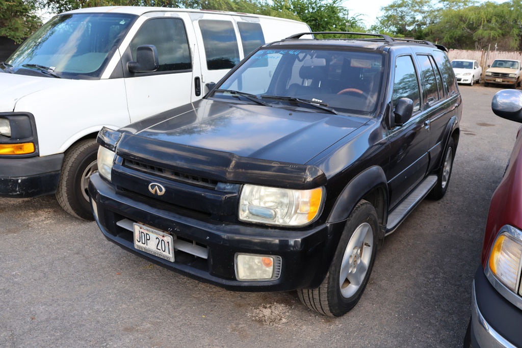 INFI QX4 2001 JDP201