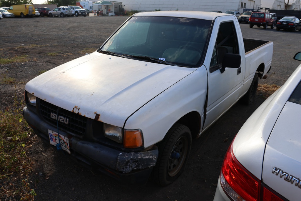 ISU Pickup 1992 EJ802
