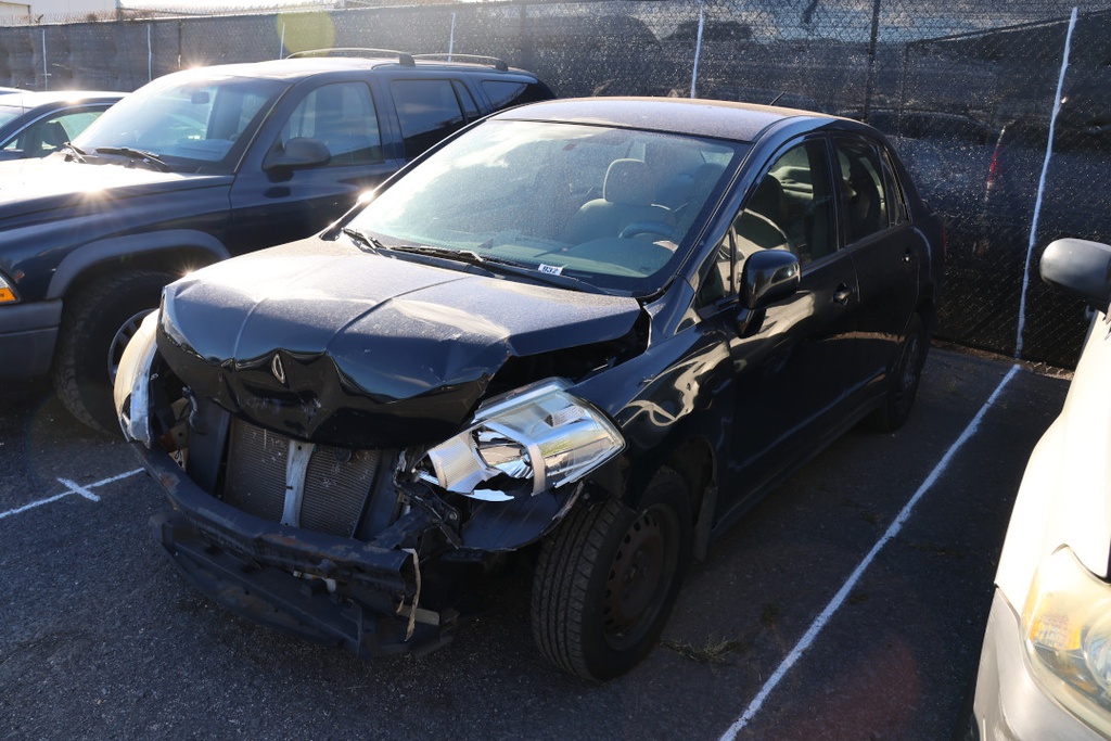NISS Versa 2009 RSV679-77