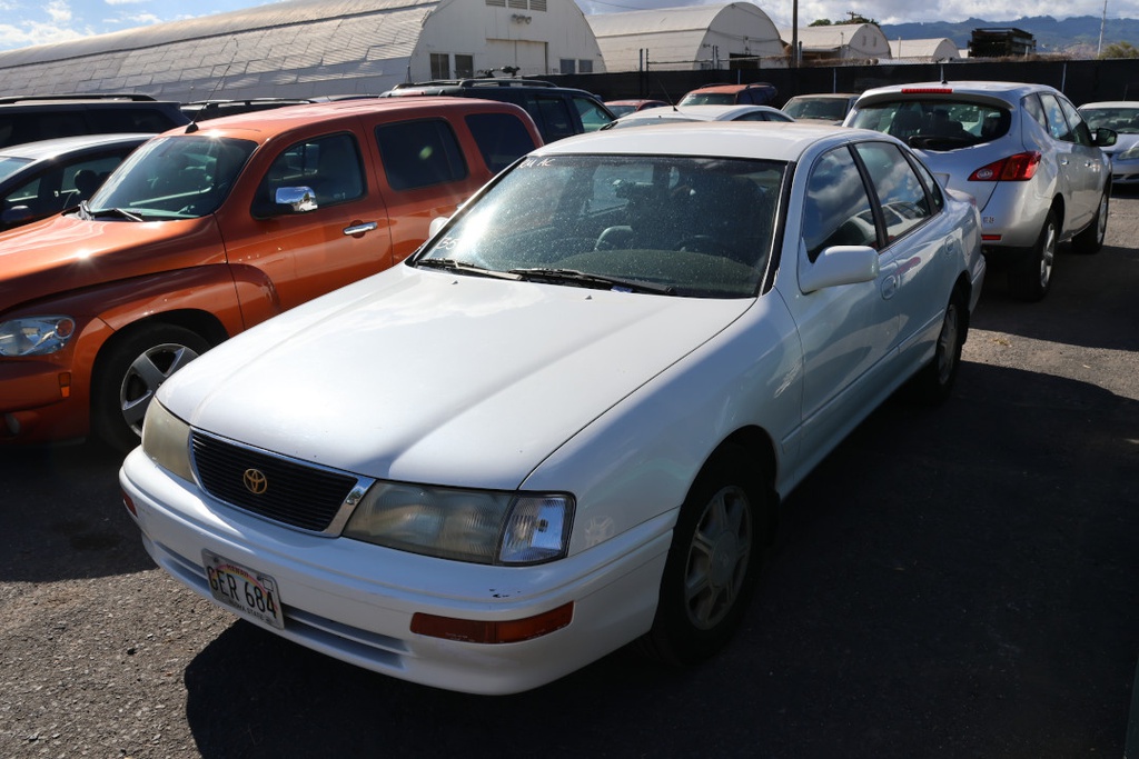 TOYT Avalon XL 1996 GER684