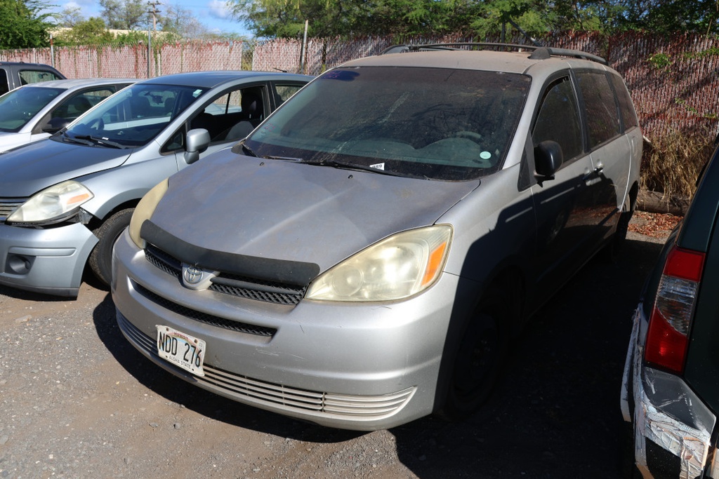 TOYT Sienna 2004 NDD276