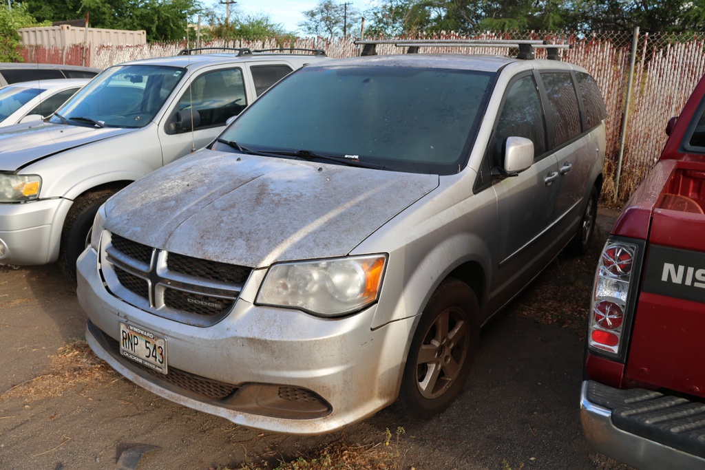 DODG Grand Caravan 2011 RNP543