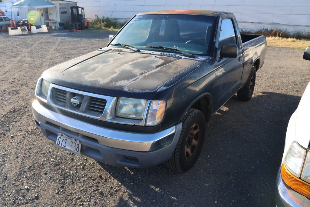 NISS Frontier 1999 GYS738