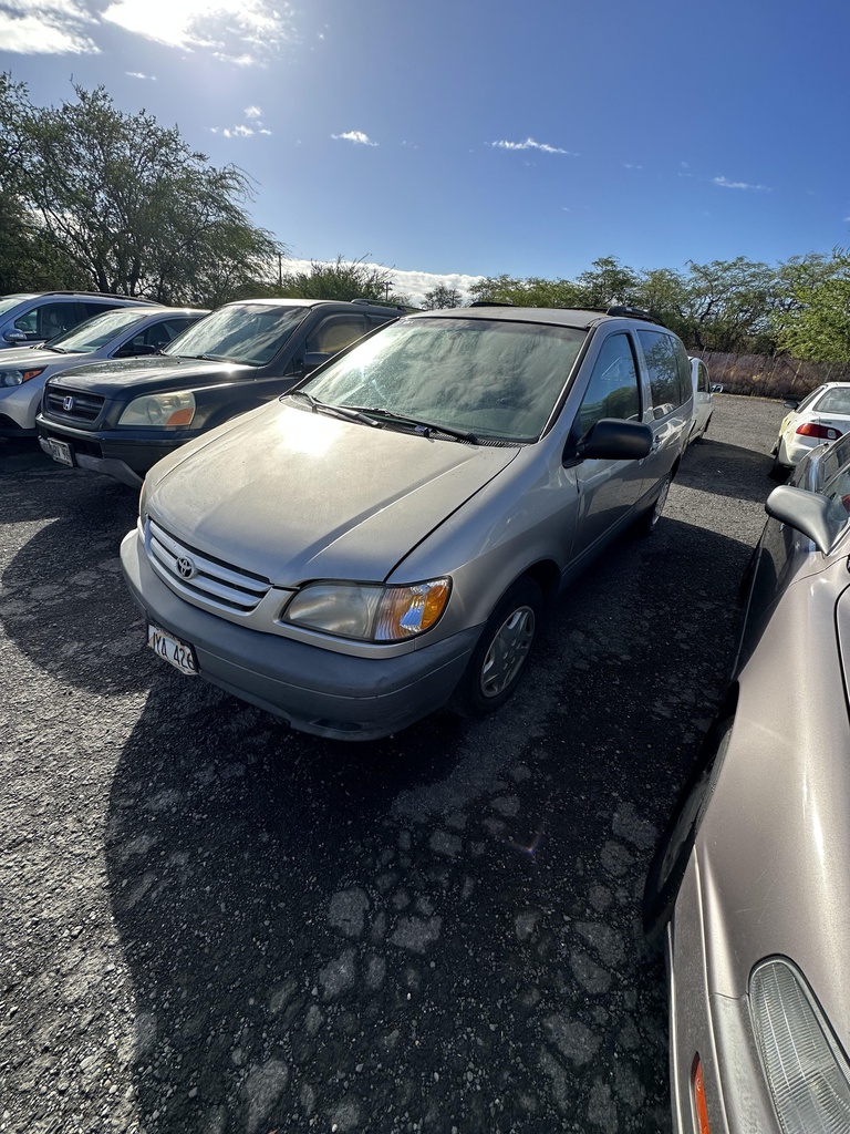 TOYT Sienna 2002 JYA426