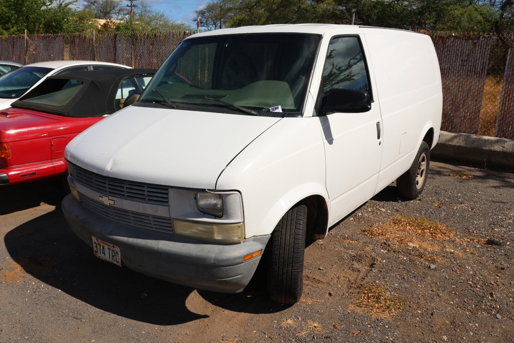 CHEV Astro Van 2003 374TRC