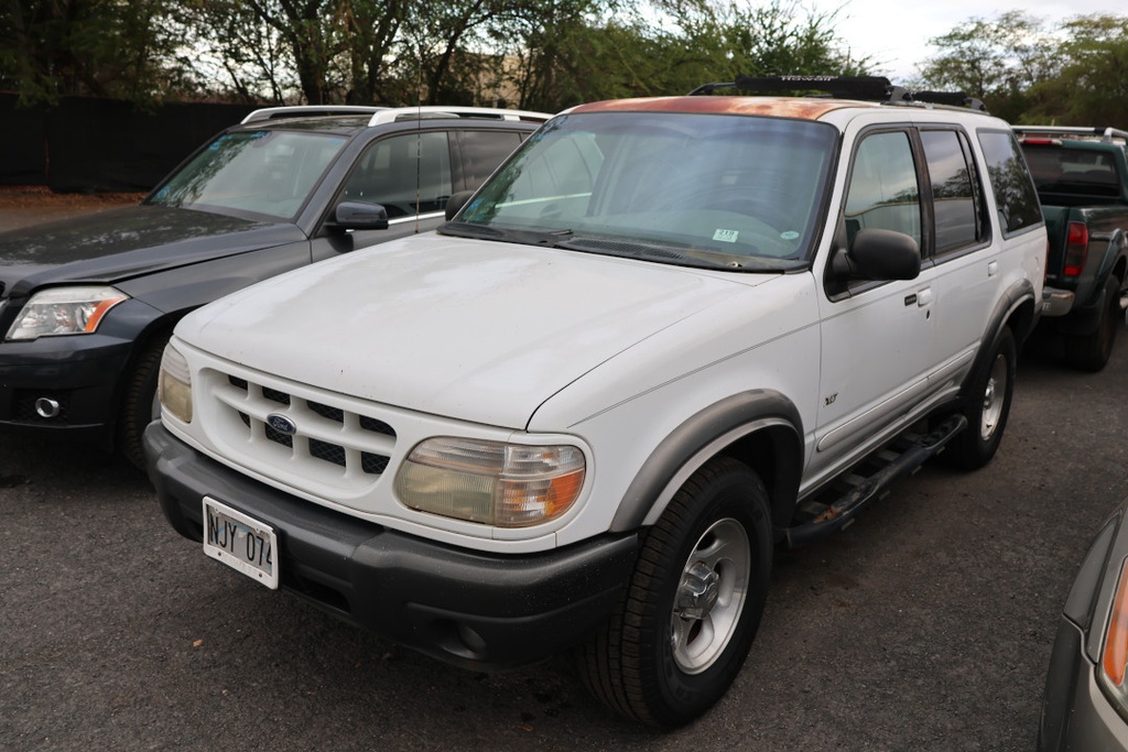 FORD Explorer 2001 NJY074