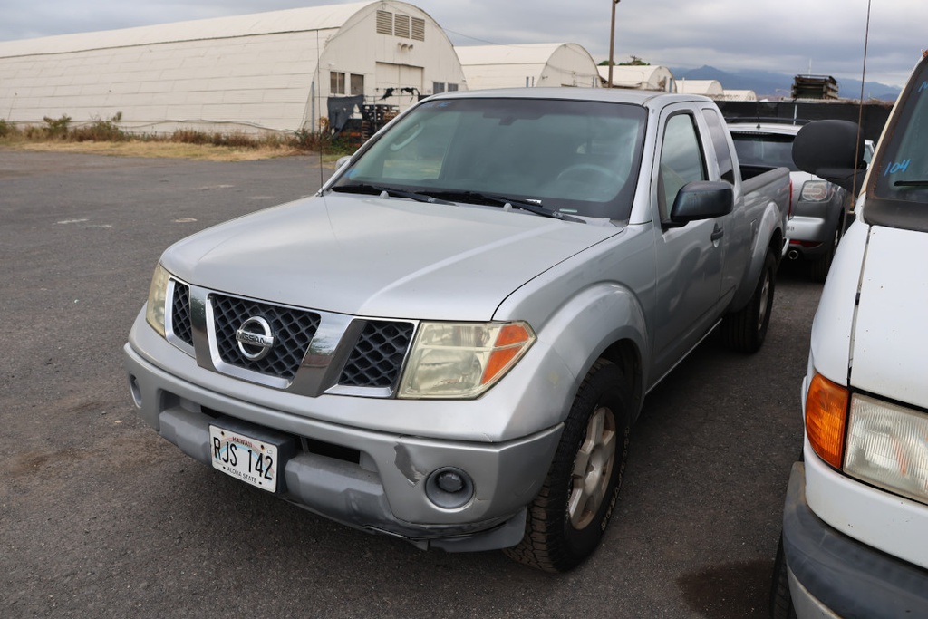 NISS Frontier 2005 RJS142