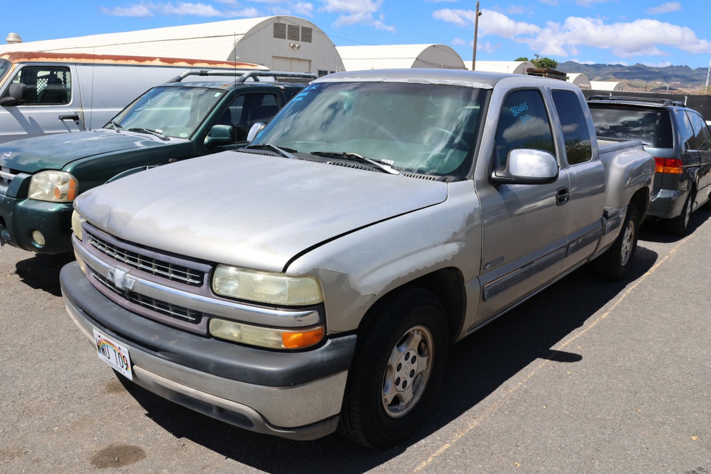 CHEV Silverado 2000 WWU109