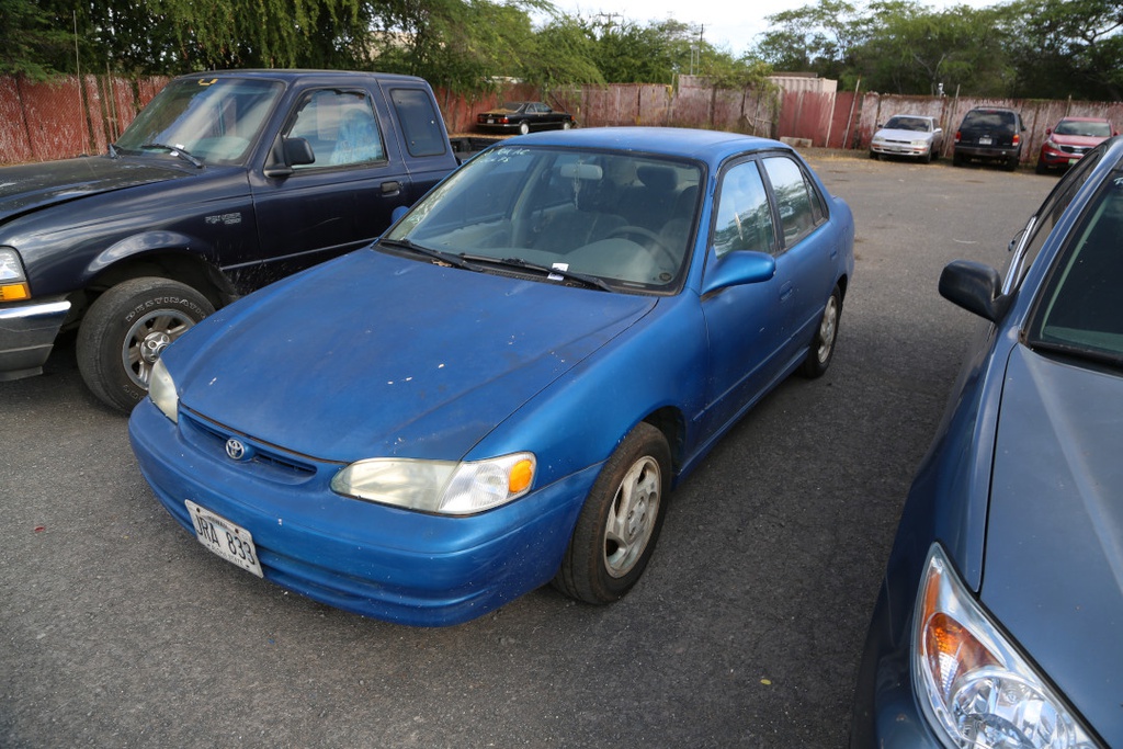 TOYT Corolla 1999 JRA833