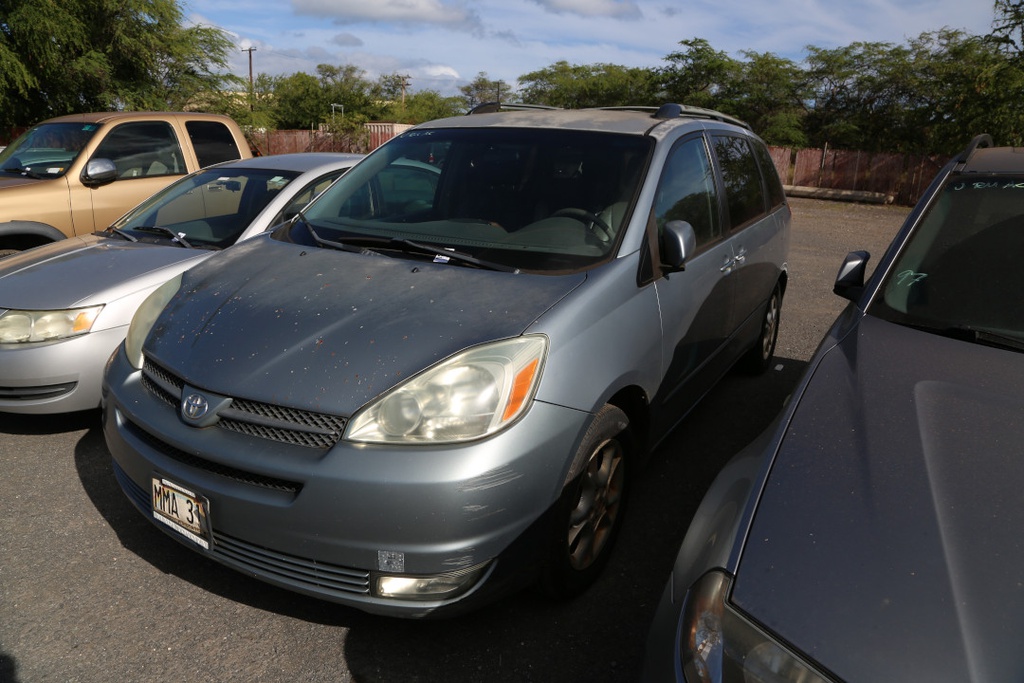 TOYT Sienna 2004 MMA311