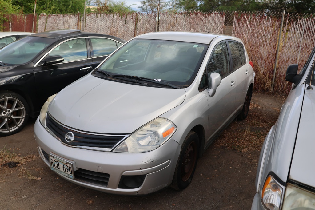 NISS Versa 2010 RCB690