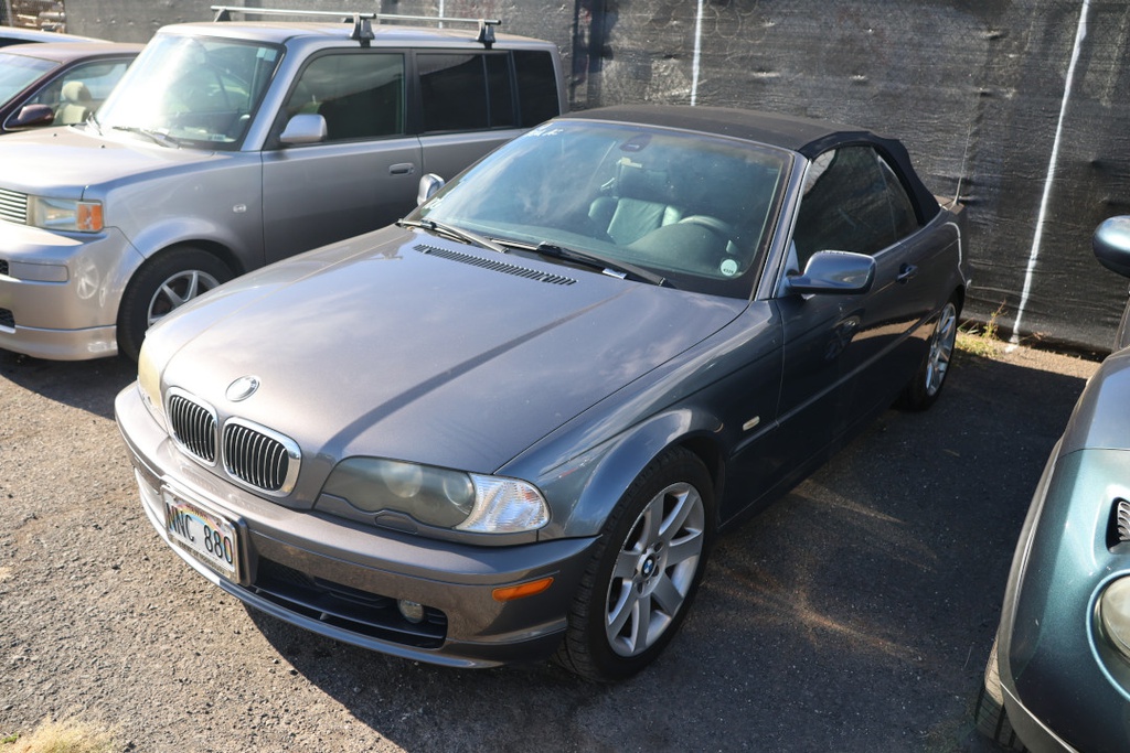 BMW 325ci 2003 NNC880