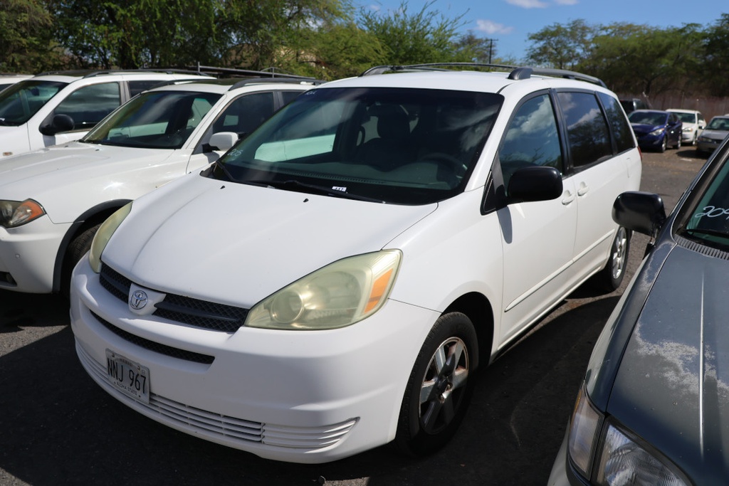 TOYT Sienna 2004 NNJ967