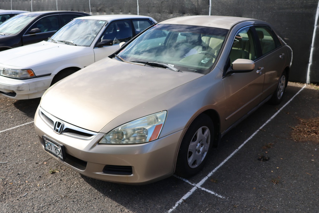 HOND Accord 2006 PGY854