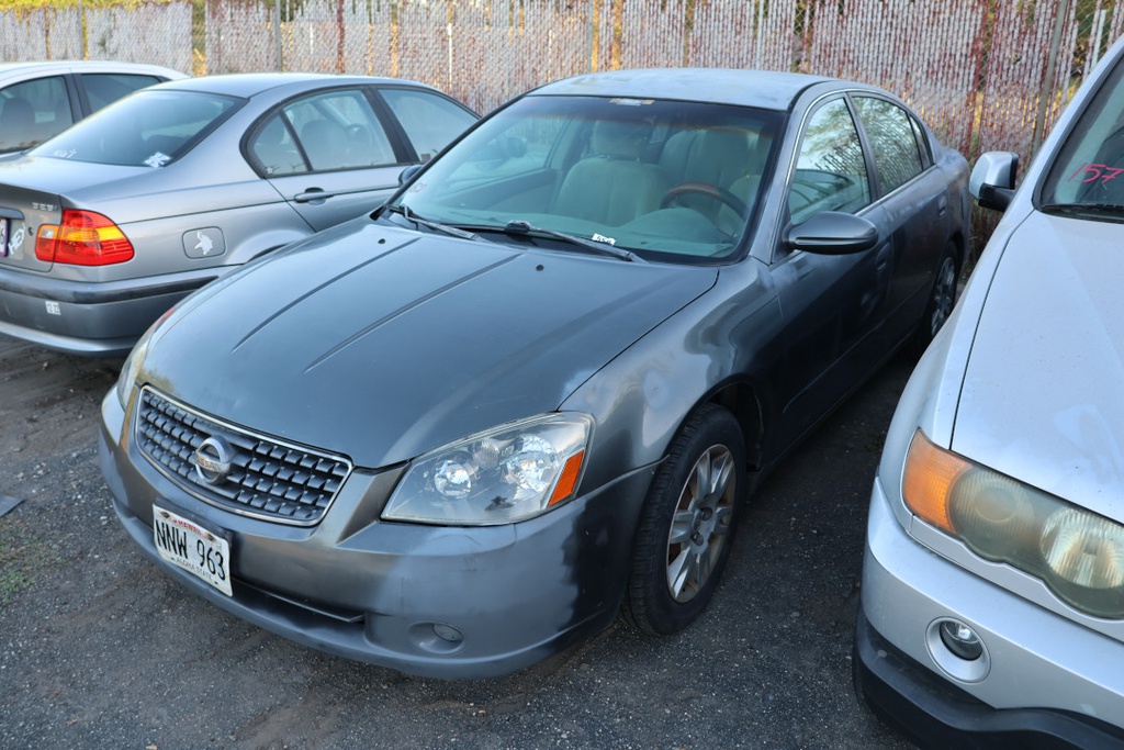 NISS Altima 2005 NNW963-44