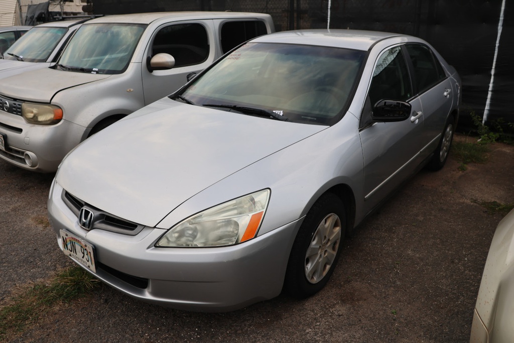 HOND Accord 2004 NJN931-77