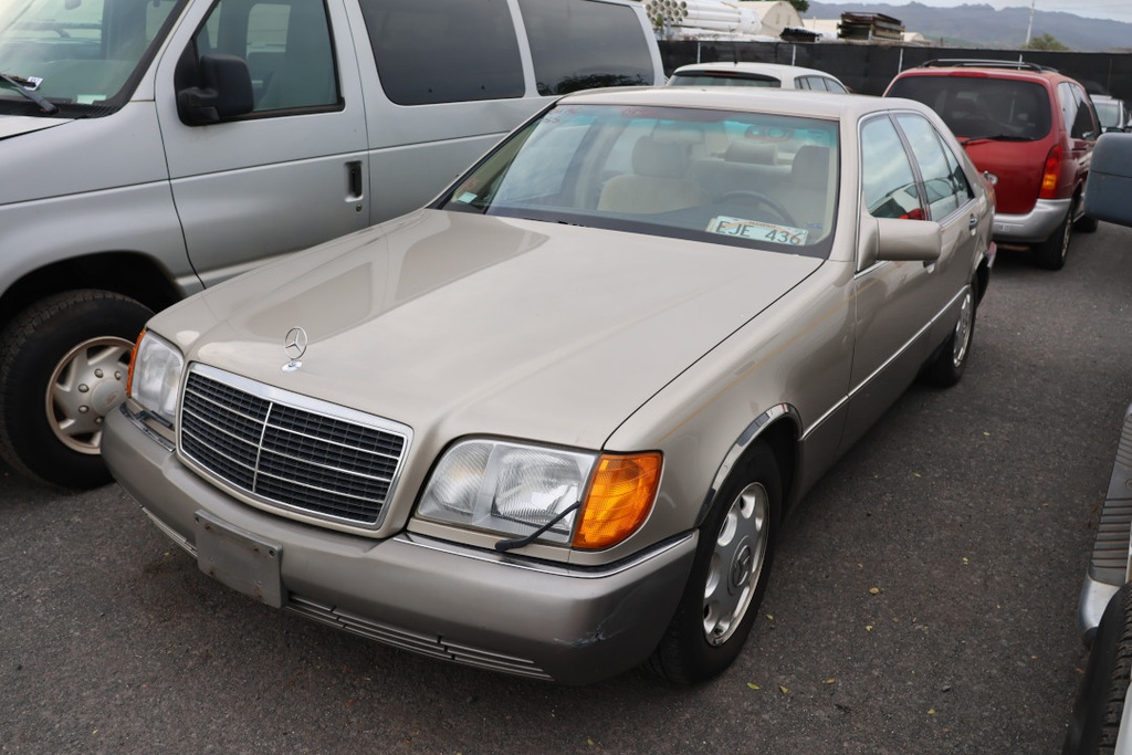 MERZ 300SE 1992 EJE436-77