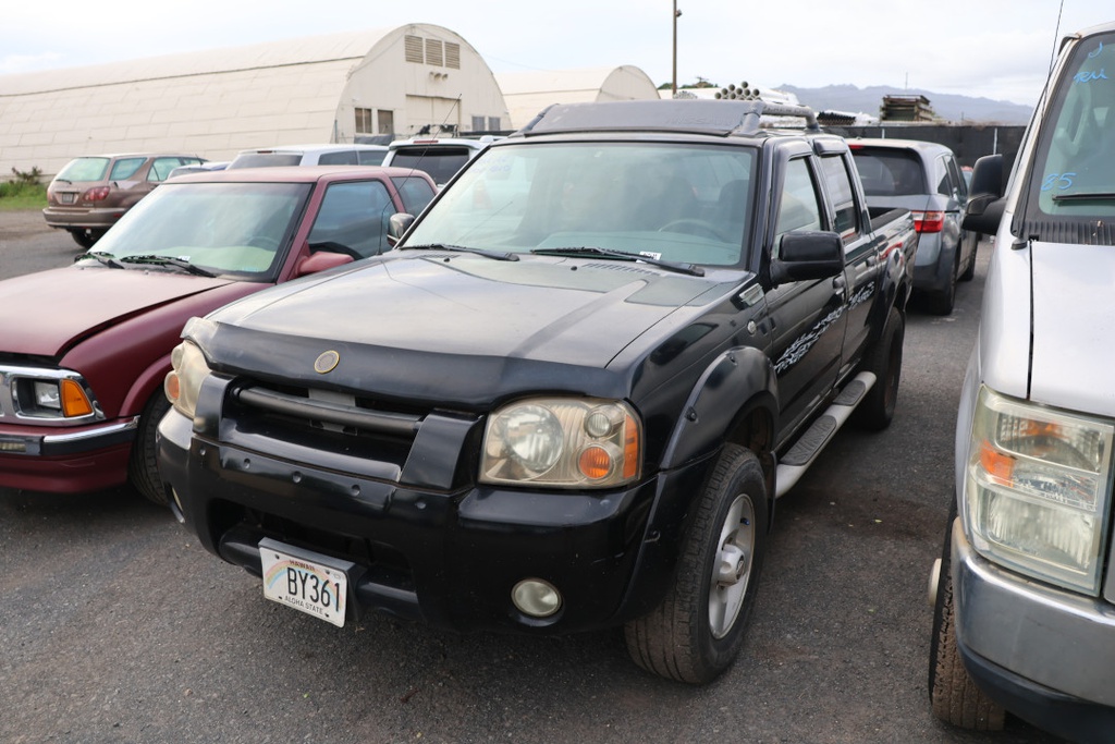 NISS Frontier 2001 BY361