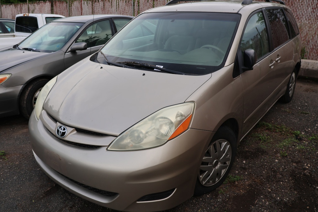 TOYT Sienna 2006 PDT479