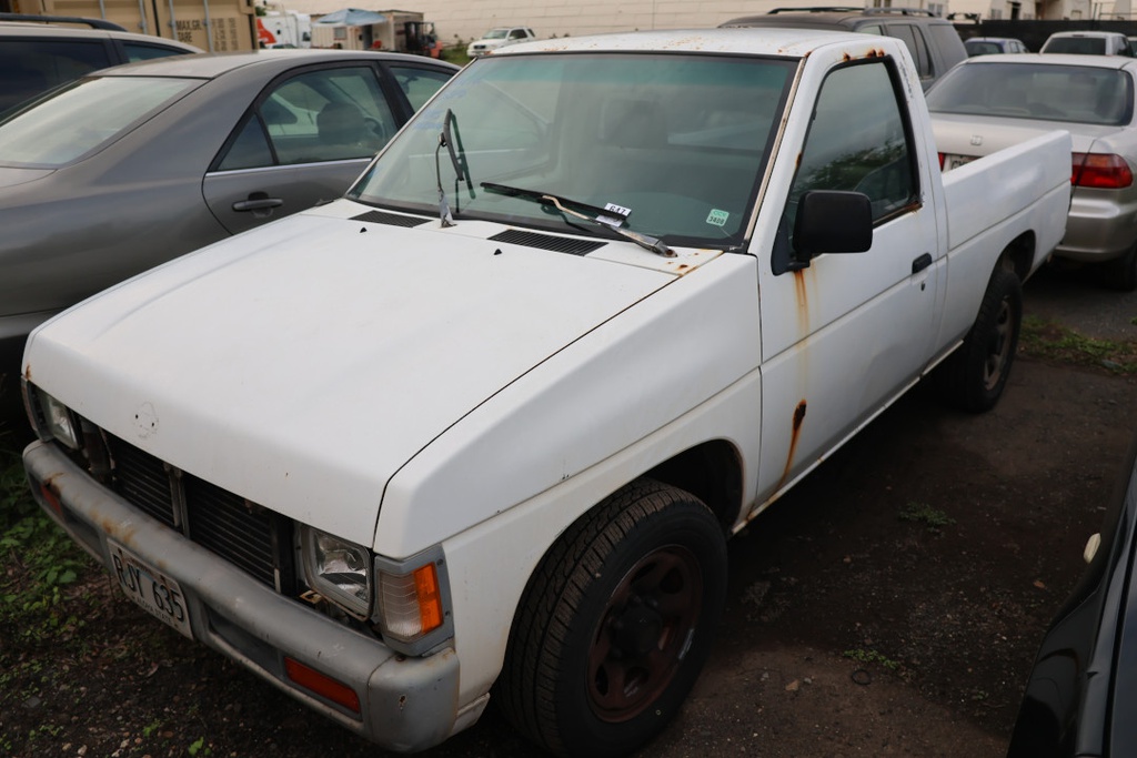 NISS  1994 RJY635
