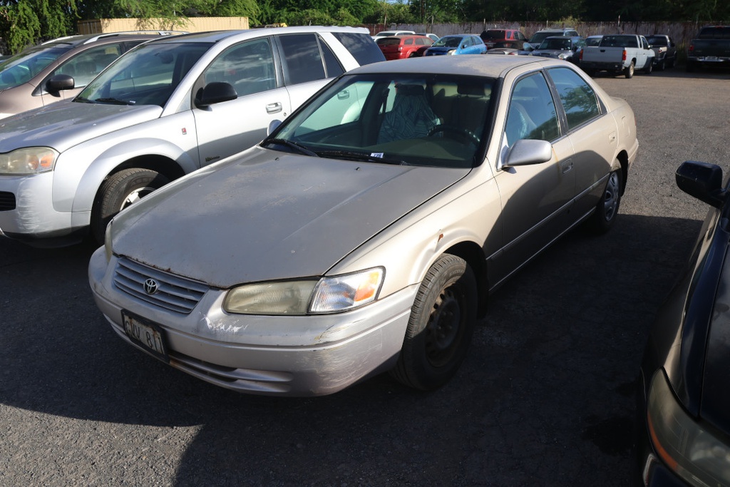 TOYT Camry 1998 GVV811
