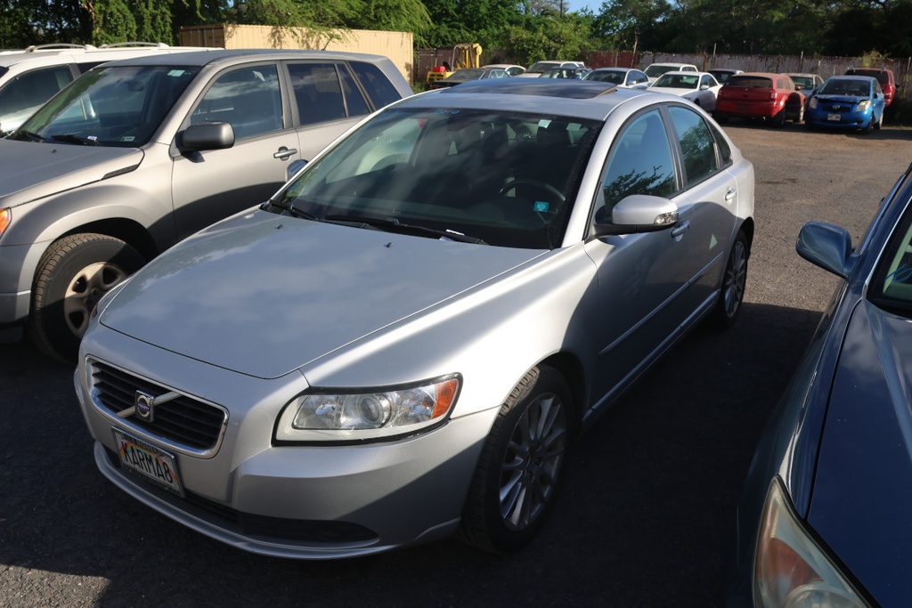 VOLV S40 2010 KARMA8