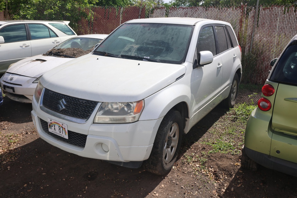 SUZI Grand Vitara 2011 WPX871-88