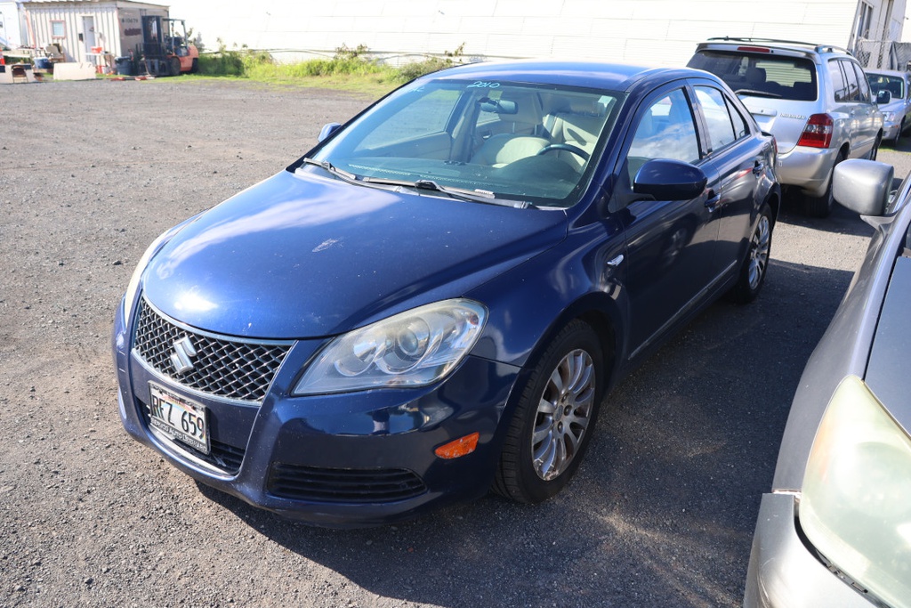 SUZI Kizashi SE 2010 RFZ659