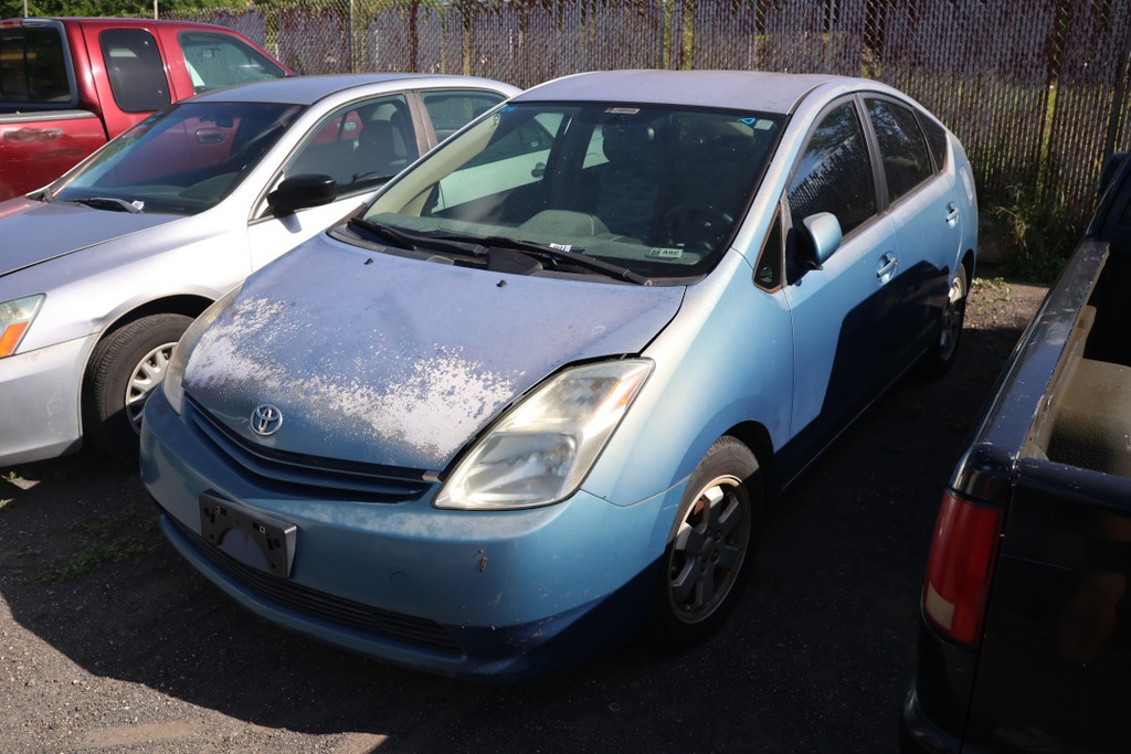 TOYT Prius 2005 NTU675