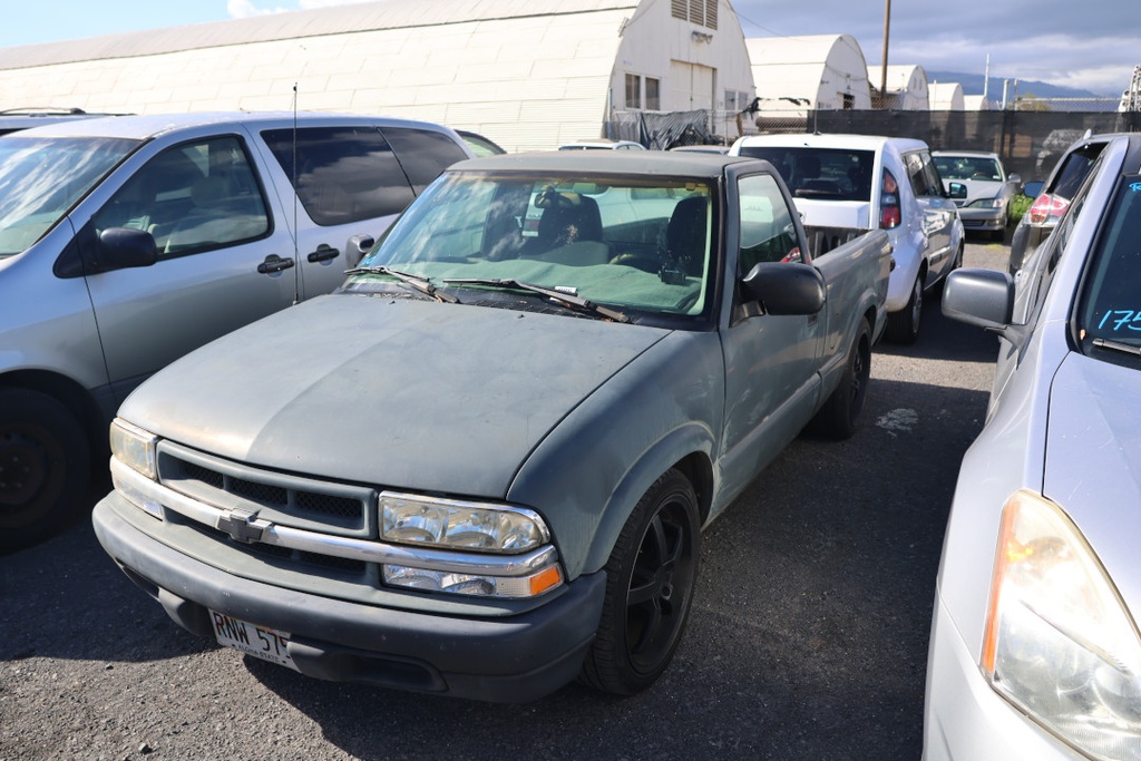 CHEV S10 1998 RNW575