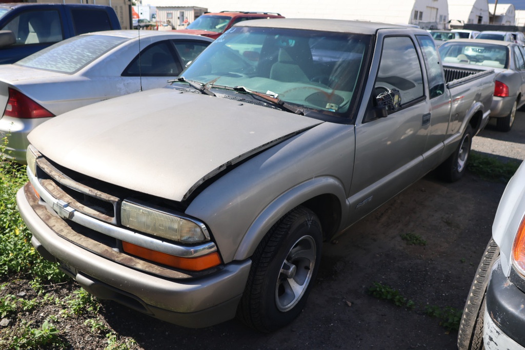 CHEV S10 2001 SGJ262