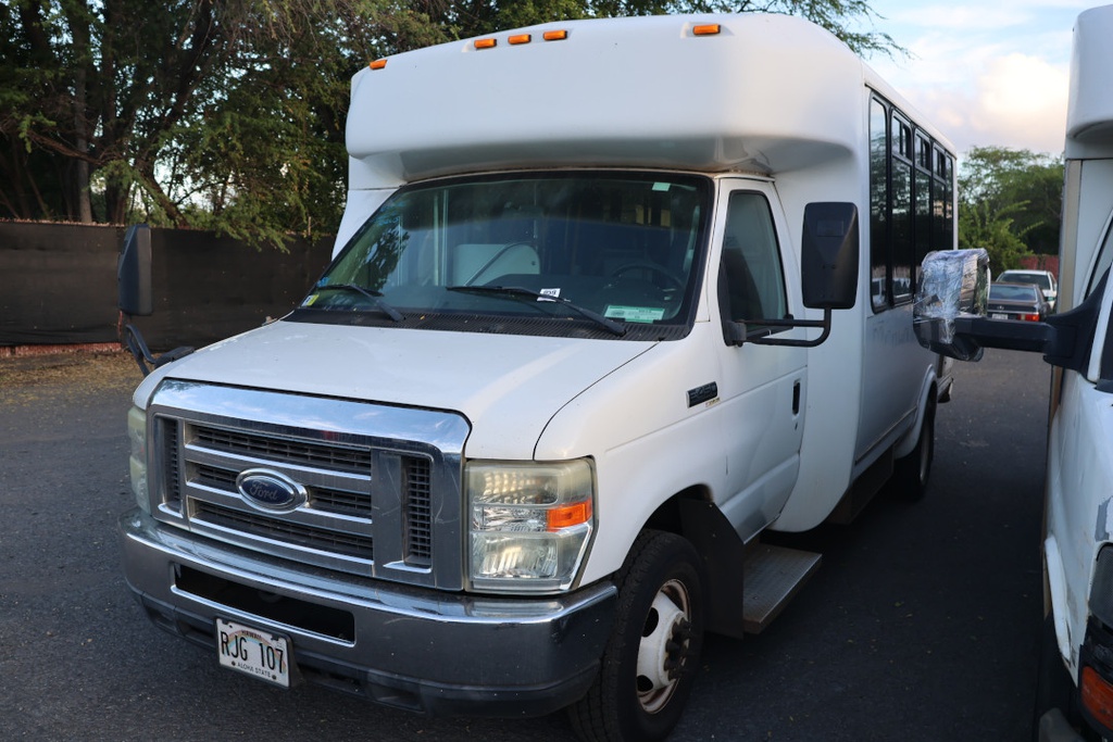 FORD E-450 Super Duty 2011 RJG107