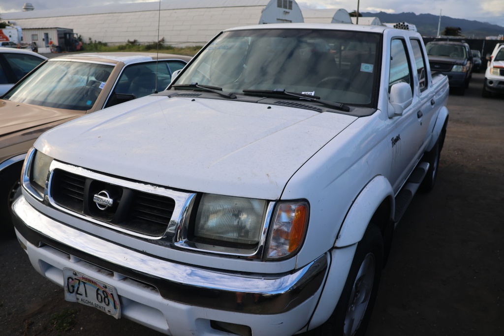 NISS Frontier 2000 GZT681