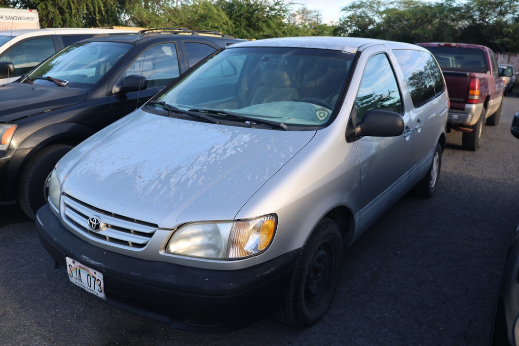 TOYT Sienna 2001 SJA073