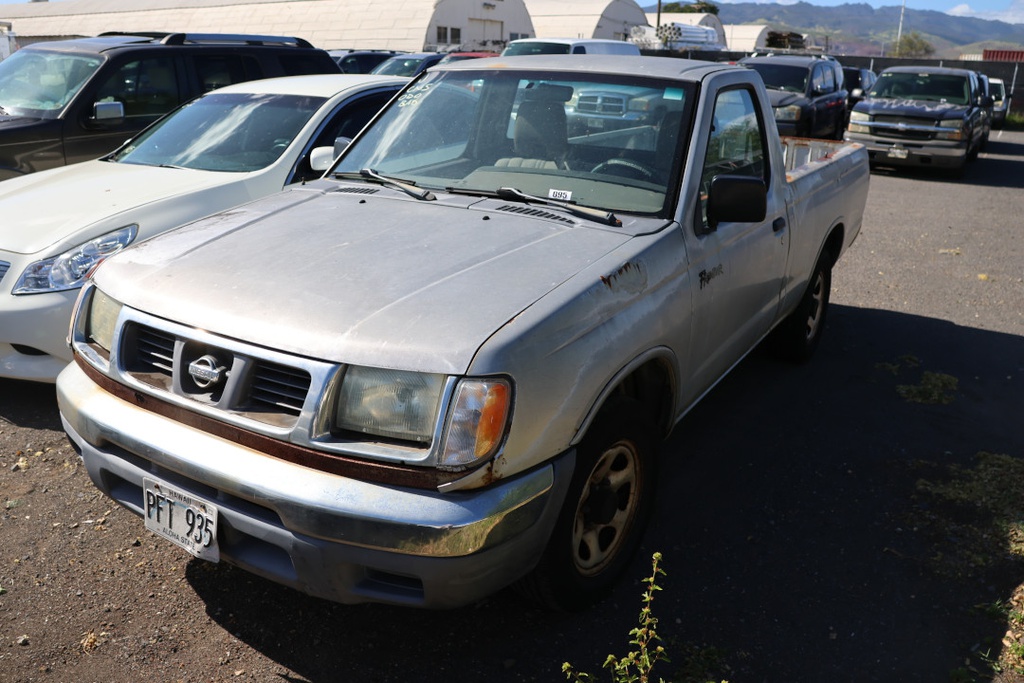 NISS Frontier 2000 PFT935