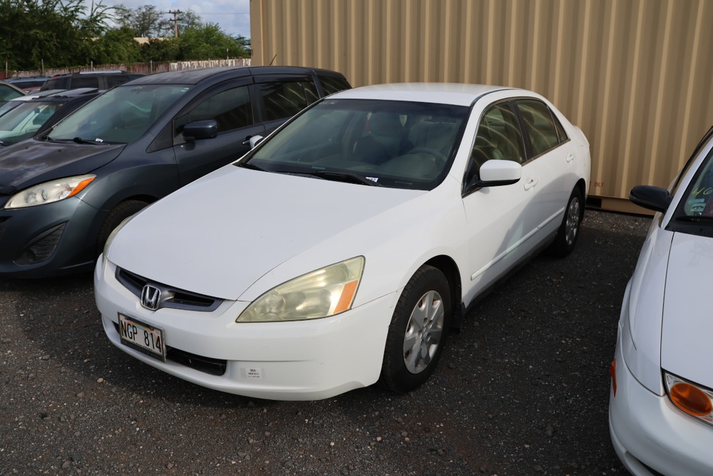 HOND Accord 2004 NGP814