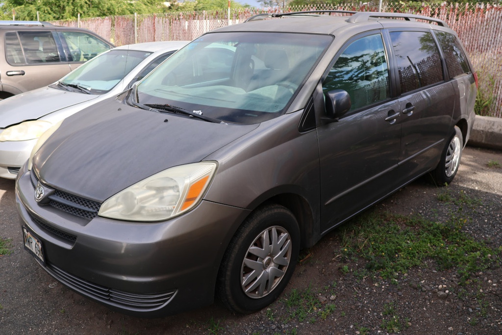 TOYT Sienna 2005 NWR694-22