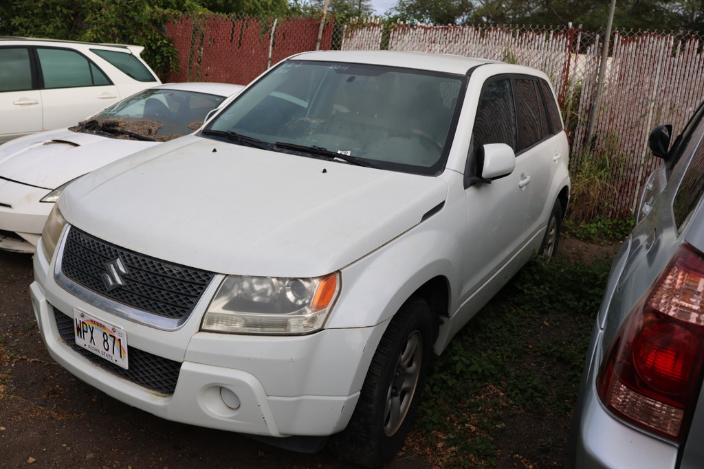 SUZI Grand Vitara 2011 WPX871-WW