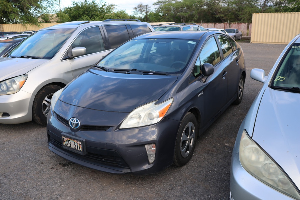 TOYT Prius 2013 RXB670