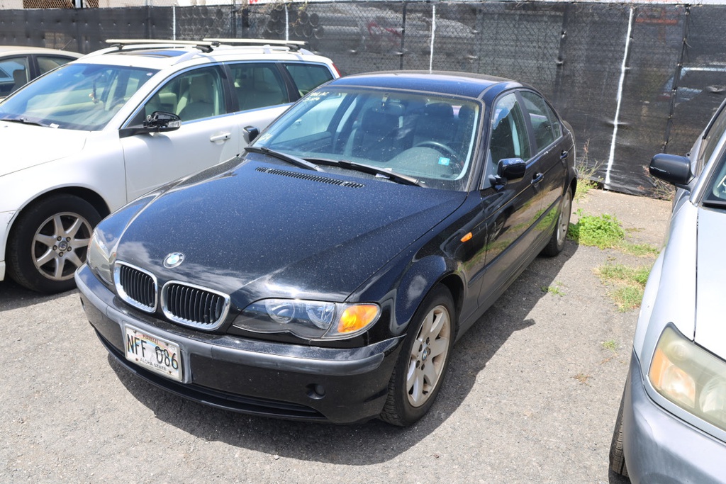 BMW 325i 2003 NFF086