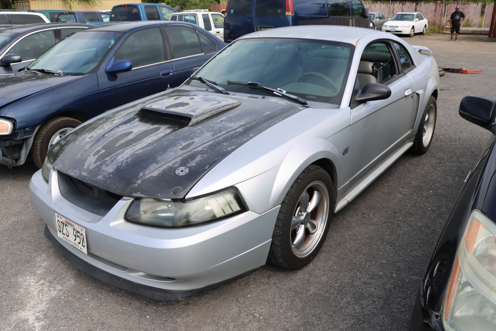 FORD Mustang 2001 SZS952