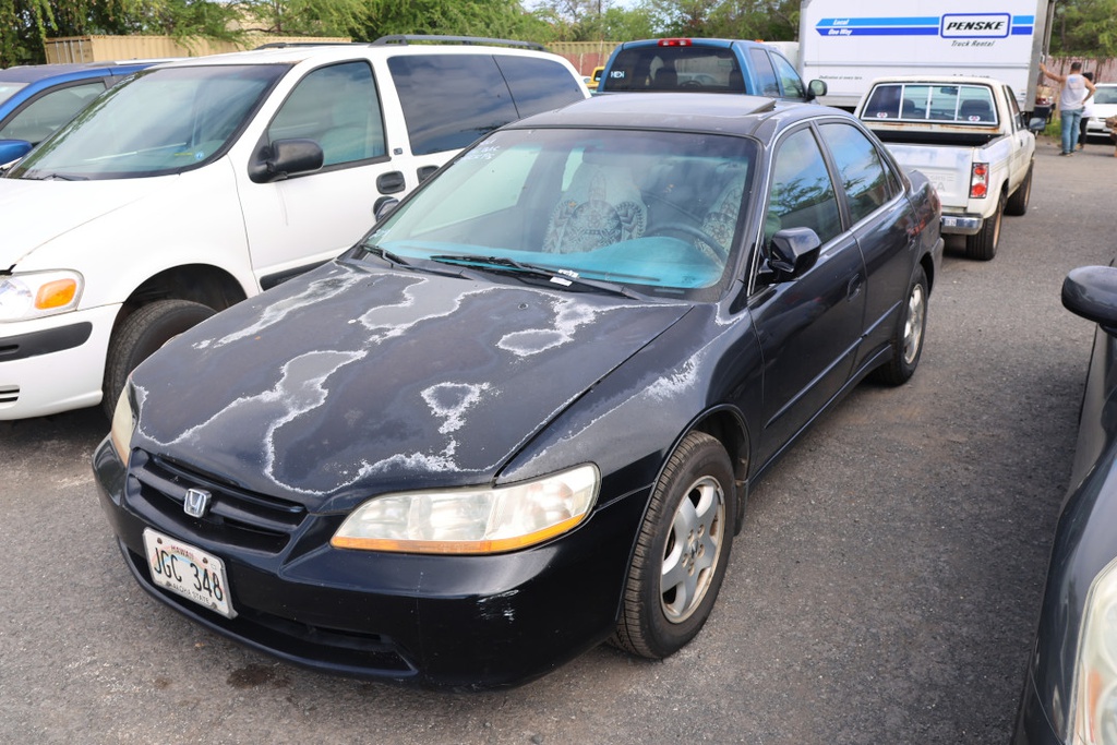 HOND Accord 2000 JGC348