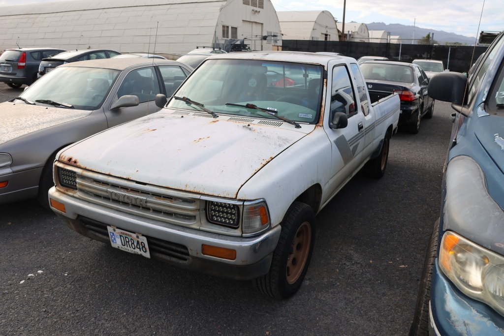 TOYT Pickup SR5 1989 DR848